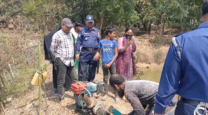 মুক্তাগাছার পল্লীতে সন্ত্রাসী কায়দায় মাছ লুটের চেষ্টা